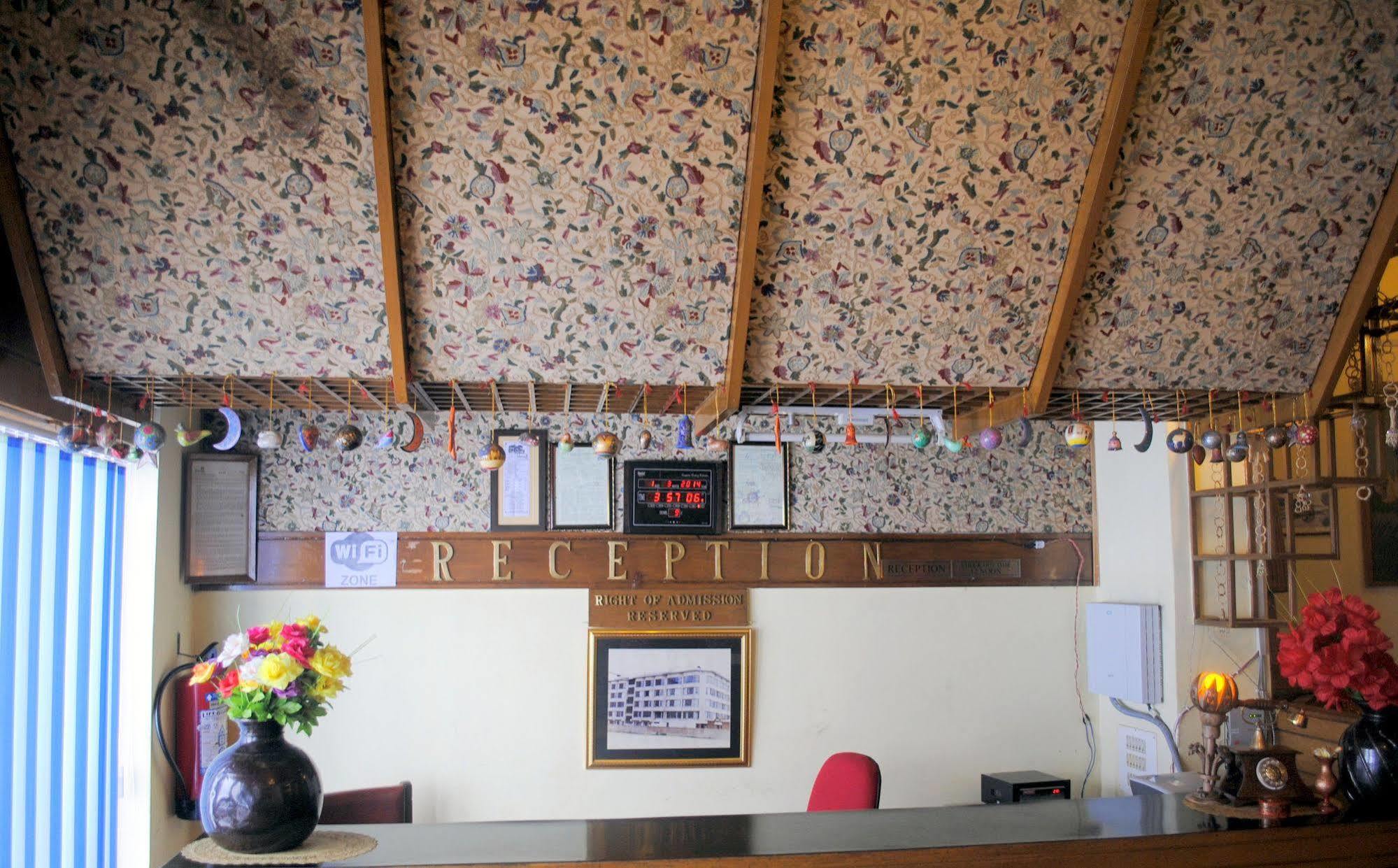 Welcome Hotel Gulmarg Esterno foto